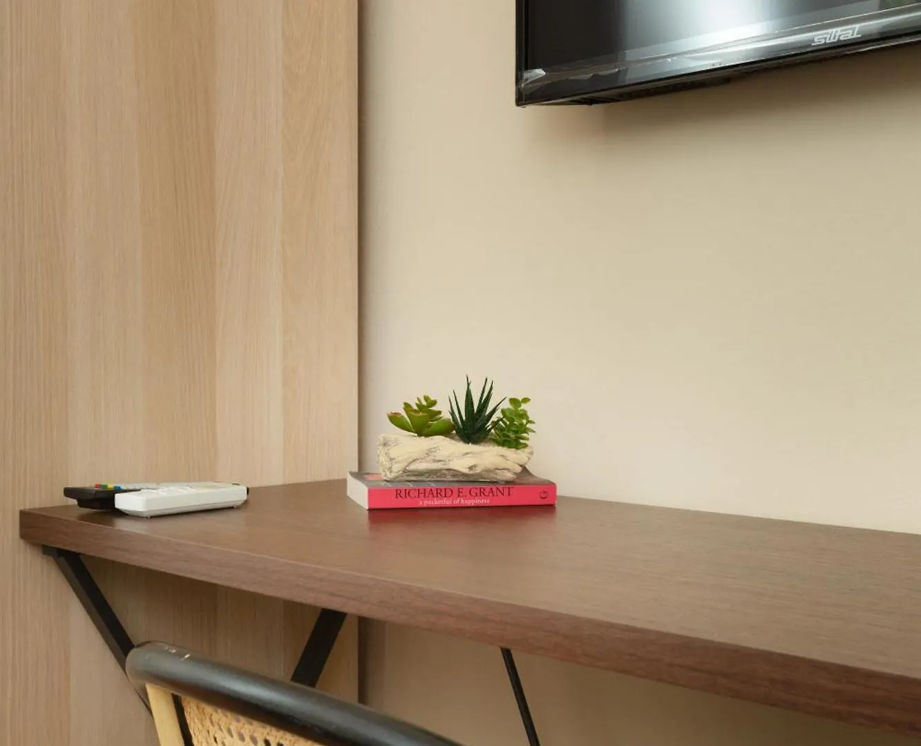 Flower Exclusive Apartment - M3 - Isola District Milan Italy